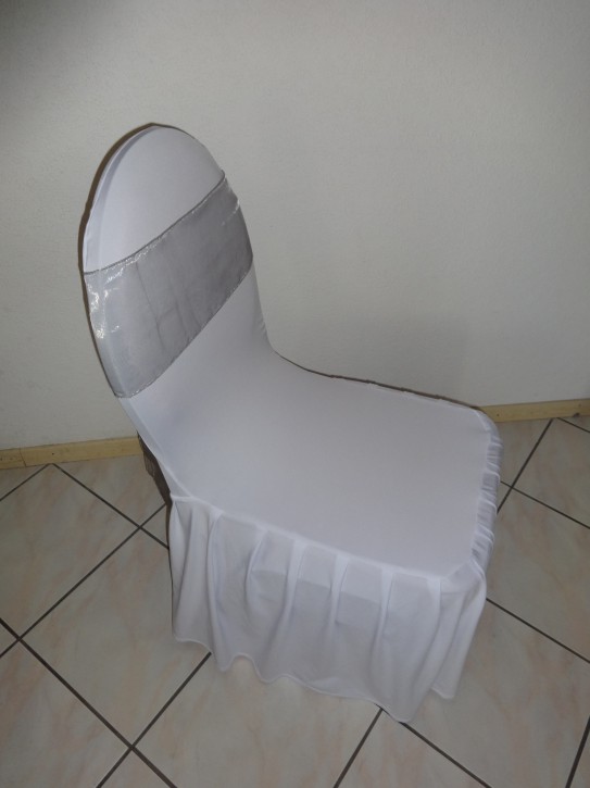 Stuhlhusse Farbe weiß